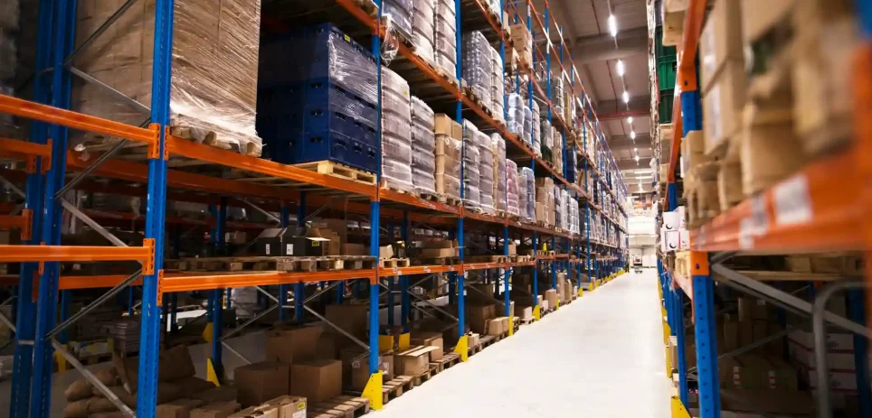 storage-and-moving-services-in-abu-dhabi-garage storage-and-moving-services-in-abu-dhabi-garage